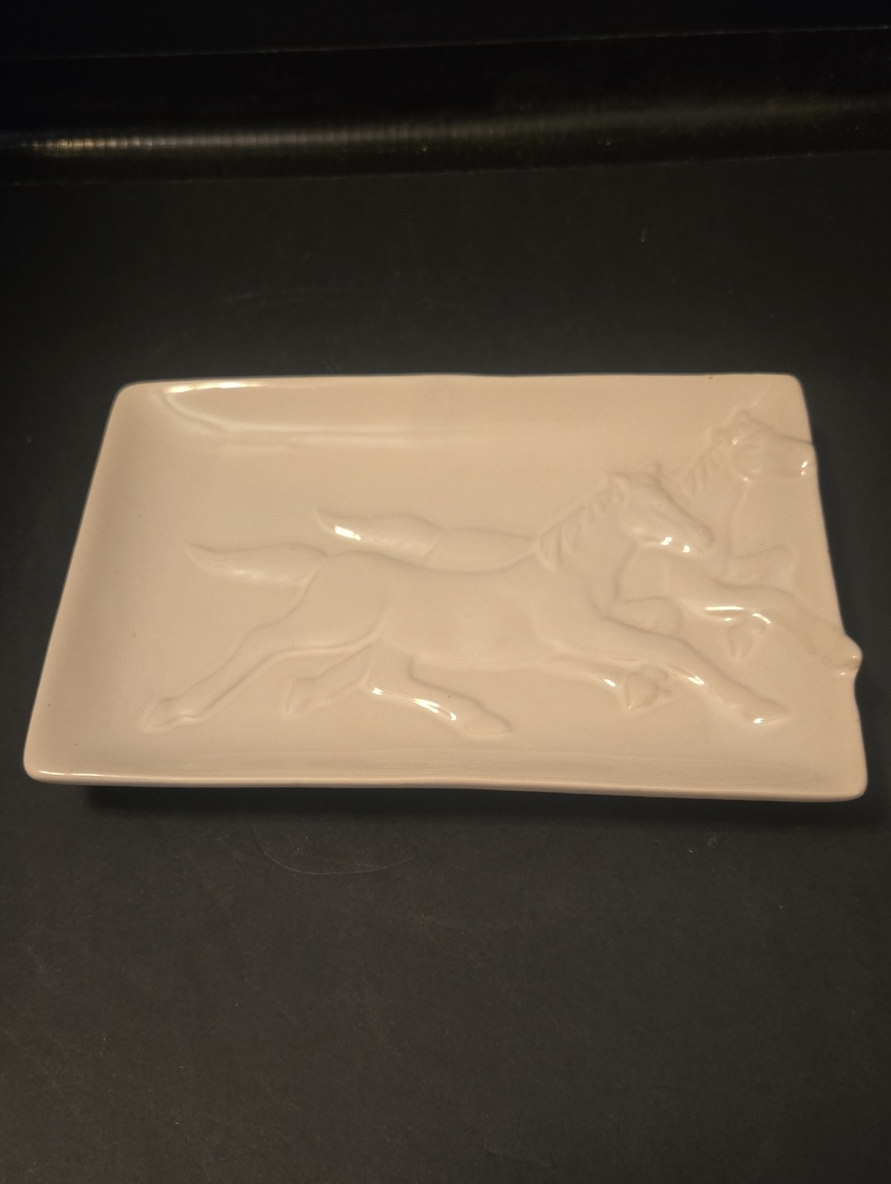 Cracker Barrel Cream Horse Embosssed Trinket Dish.